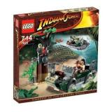 LEGO INDIANA JONES 7625 honička v lese